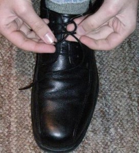Step 3 Strong knot formation showing the whole shoe.